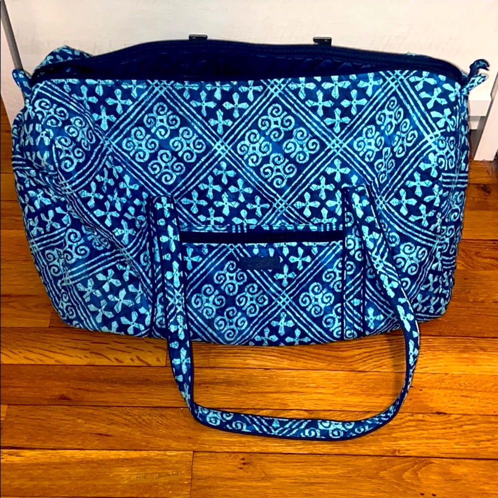 Large Vera Bradley Duffle Travel Bag